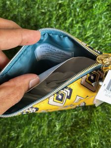 Estee Lauder Pouch