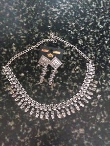 Exclusively Beautiful, Absolutely New Metal Artificial Set...