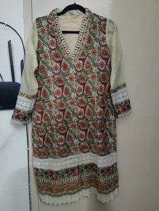 Ethnic Kurta with Paisley Print