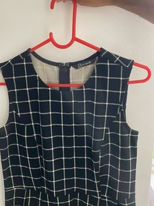 Chic Black &amp; White Dress