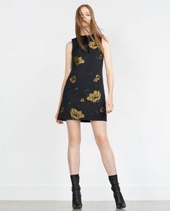 Gorgeous 😍 Floral Print Sleeveless Dress