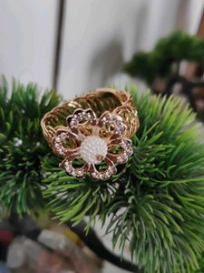 Floral Gold Tone Bracelet