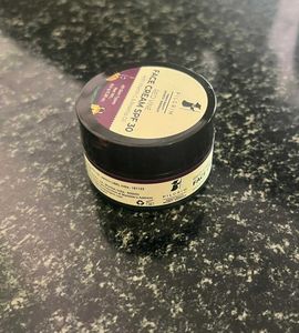 Pilgrim Red Vine Face Cream SPF 30