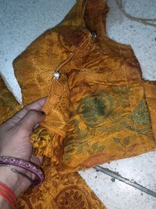 New Saree With Blouse.