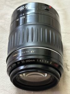 Canon EF 55-200mm f/4.5-5.6 II USM Camera lens