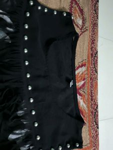 Women Black And White Top