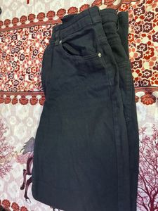 Beautiful black Rugged Jeans
