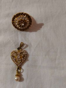 Sparkling Gold Ring And Pendent