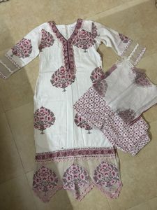 White & Pink Floral Print Kurta Set