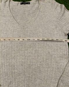 Elegant Knit V-Neck Sweater