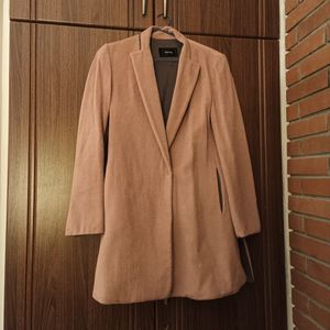 Dusty pink coat 🧥 mildly defective