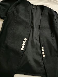 Black Jacket With Buttons And Full Sleeves...😍✨