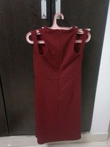 Chic Maroon Bodycon Dress