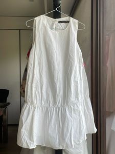 White Sleeveless Dress