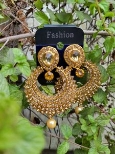 Golden Studs