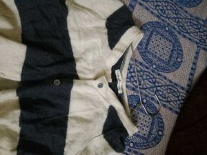 Striped Cardigan - Cozy &amp; Stylish