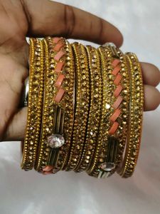 Sparkling Gold Bangle Set