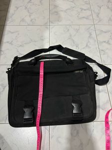 MDI Premium Sling Laptop Bag with 5 Chains