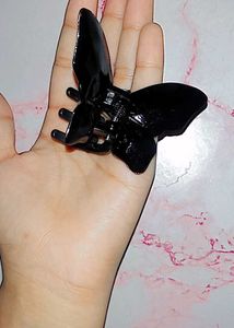 Trendy Black Butterfly Hair Clip