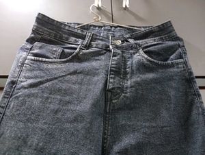 323. Wide Leg Cargo Jeans for women