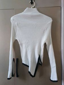 Elegant White Knit Top