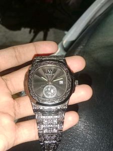 V6 Collection