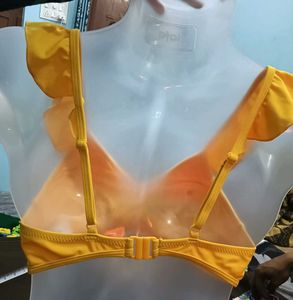 Yellow 🖤Ruffle 30B Bikini Top