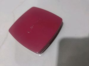 Lakme NATURAL SHELL Compact Fair Skin Tone