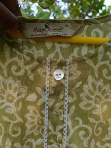 Plain Sleeveless Kurti+ Long Kurti