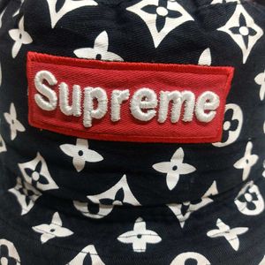 Supreme x L V Bucket Hat ✨
