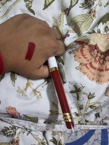 MyGlamm LIT Liquid Matte Lipstick - DM Slide