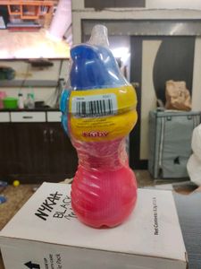 Nuby No Spill Flip-it Sipper (300 ML)