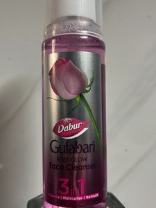 Dabur Gulabari Face Wash