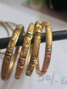 Pretty  Bangles 😍 😘 🦋