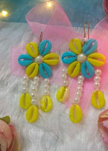(Garba&amp; haldi jewellery)Seashell Flower Earrings