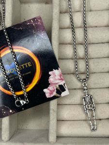 anti-tarnished Skeleton necklace
