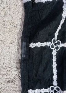OU Black &amp; White Grid Top