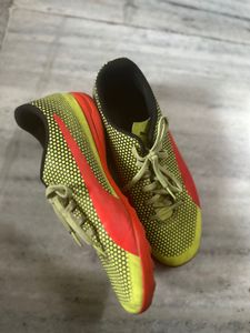 Puma Men’s Yellow Spirit IT  Football Shoes
