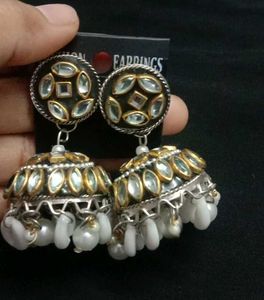 earring