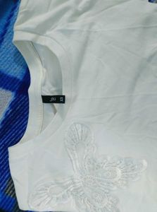 Off White Cute Tshirt