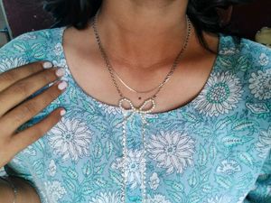 Pearl Bow Necklace