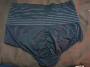 High-Waisted Brief🖤free size