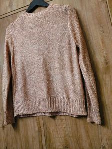 Woolen Top With Shine And New Condition