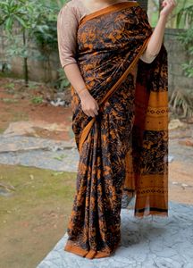 Elegant Floral Print Saree