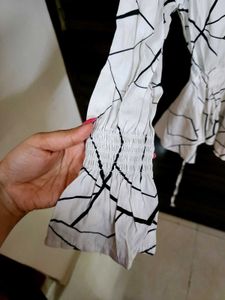 Stylish Geometric Print Top