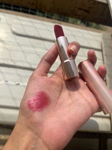 Swiss Beauty Glitter Lipstick