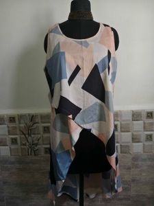 Abstract Print Top Size Large/ XL 36-40 inches