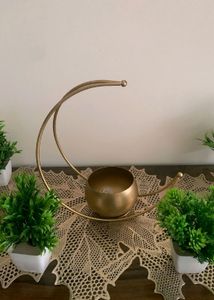 Showpiece Table Decor Planter