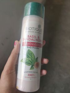 Biotique Sandalwood Body Powder