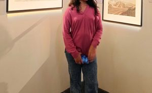 Rosewood V-Neck Long Sleeve Top